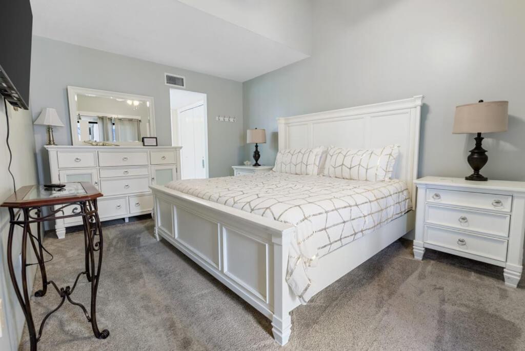 Sugar Beach 330 By Albvr - This Beautiful 3Br Has Space For The Whole Family And Great Views ガルフ・ショアーズ エクステリア 写真